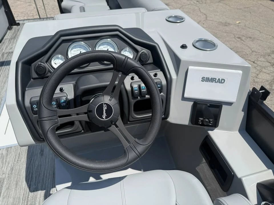2027 Bentley - Image 8 of 20