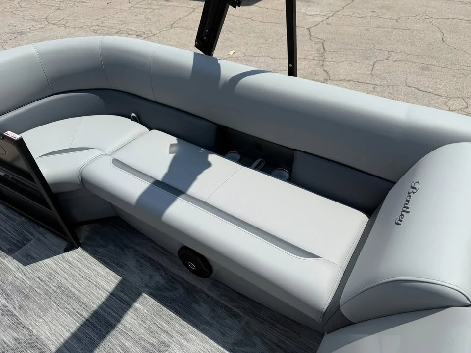 2027 Bentley - Image 14 of 20