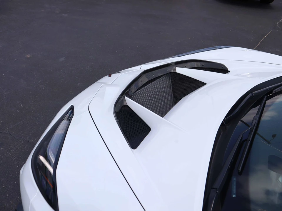 2027 Chevrolet Corvette C8 Grand Sport - Image 21 of 31