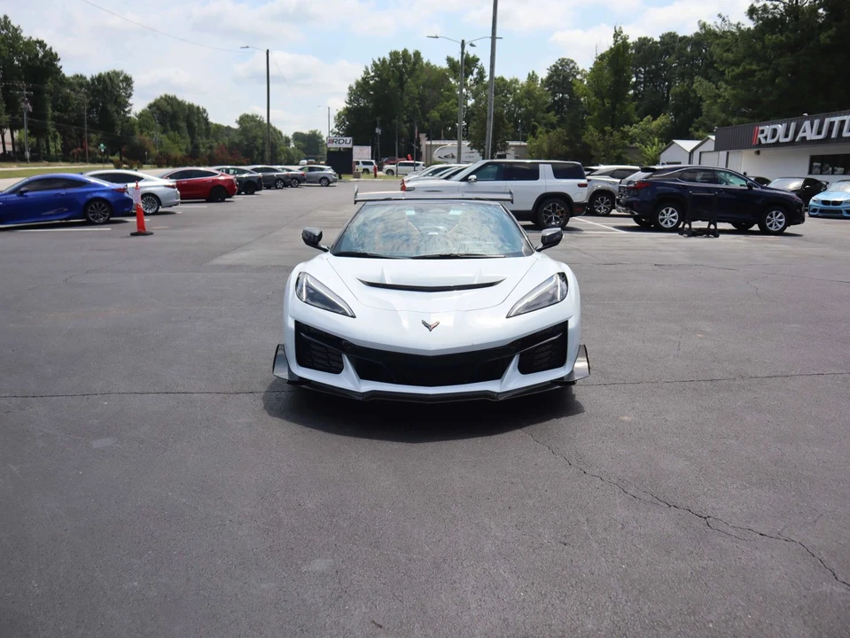 2027 Chevrolet Corvette C8 Grand Sport - Image 11 of 31