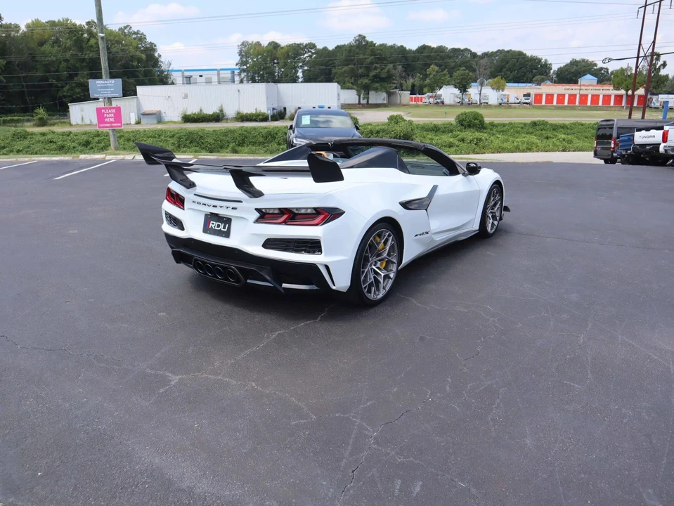 2027 Chevrolet Corvette C8 Grand Sport - Image 8 of 31