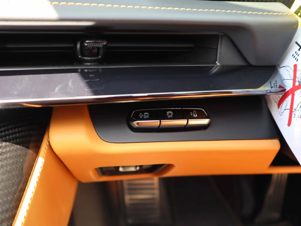 2027 Chevrolet Corvette C8 Grand Sport - Image 30 of 31