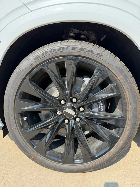 2027 Cadillac Vistiq - Image 6 of 17