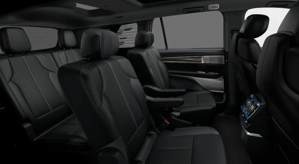 2027 Cadillac Vistiq - Image 3 of 4