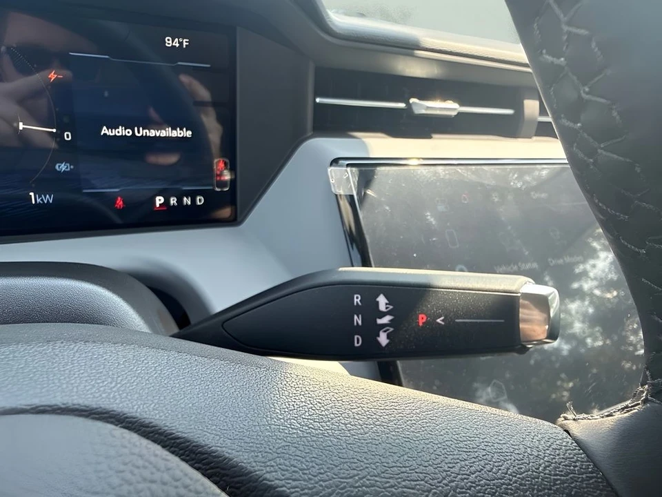 2027 Chevrolet Volt - Image 16 of 31