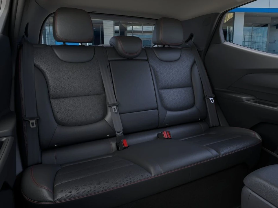 2027 Chevrolet - Image 17 of 24