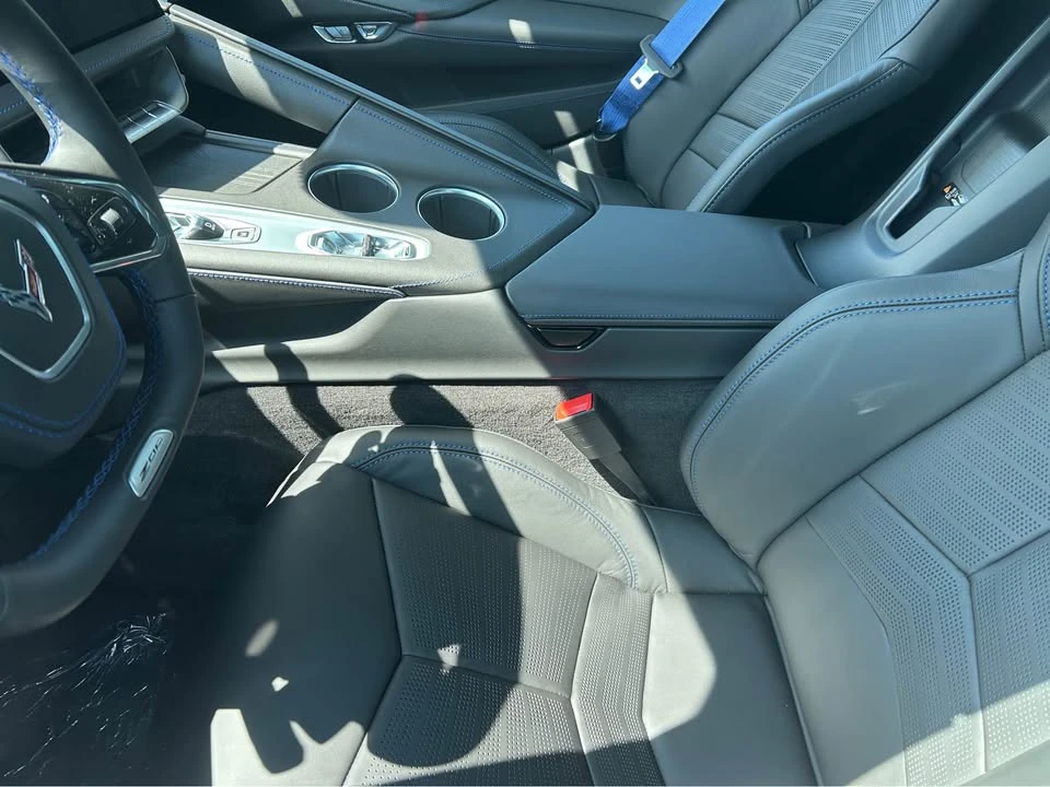 2027 Chevrolet Corvette C8 Z06 - Image 6 of 10
