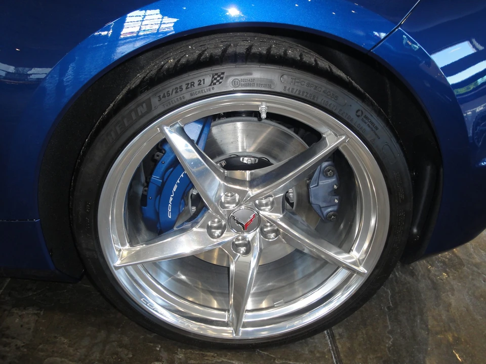 2027 Chevrolet Corvette C8 Grand Sport - Image 7 of 17