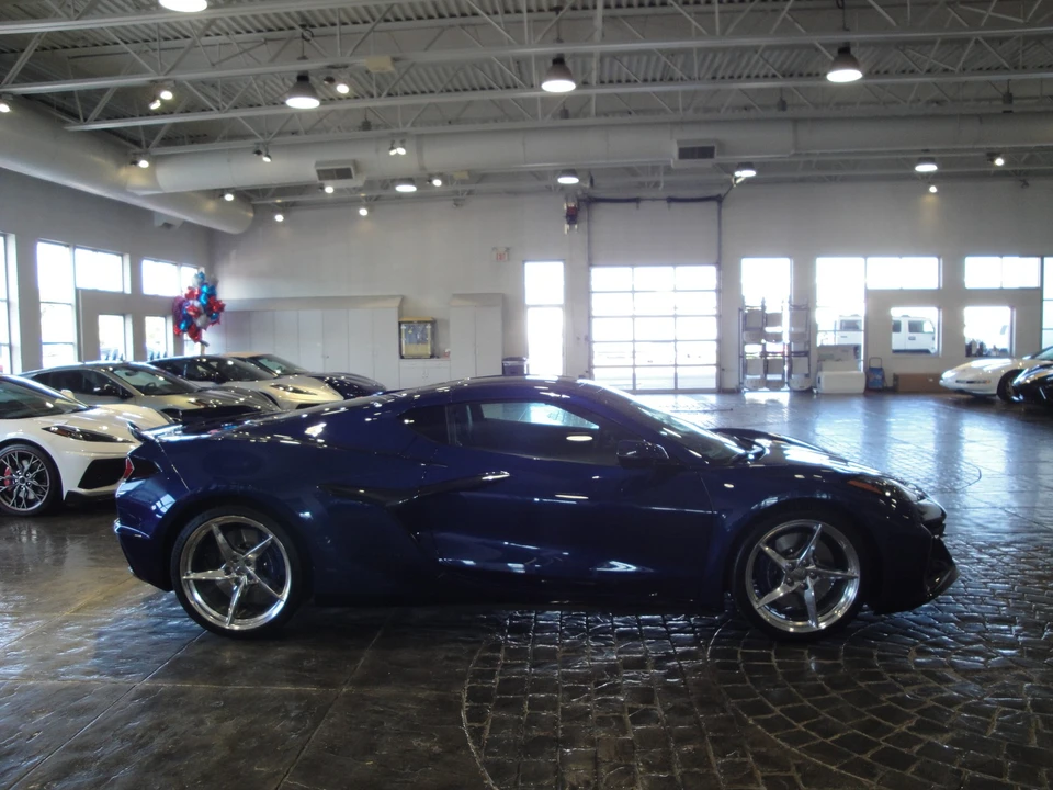 2027 Chevrolet Corvette C8 Grand Sport - Image 5 of 17