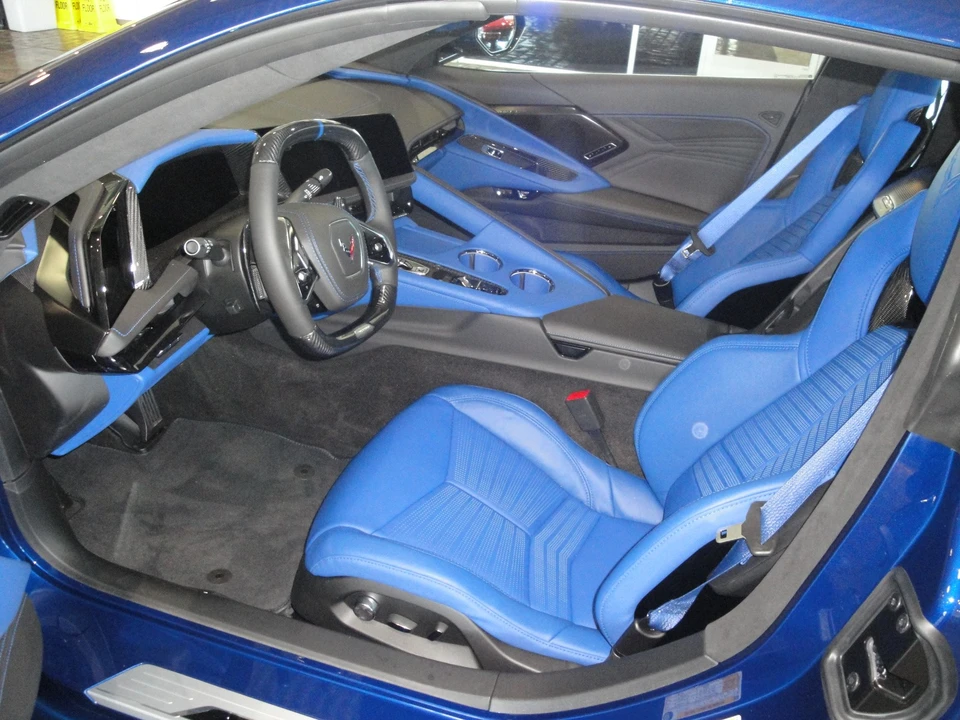 2027 Chevrolet Corvette C8 Grand Sport - Image 9 of 17