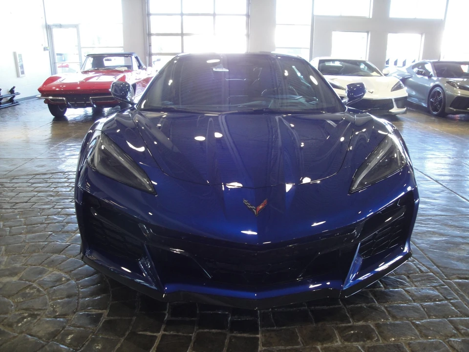 2027 Chevrolet Corvette C8 Grand Sport - Image 3 of 17