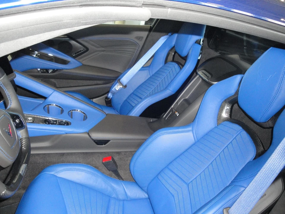 2027 Chevrolet Corvette C8 Grand Sport - Image 11 of 17