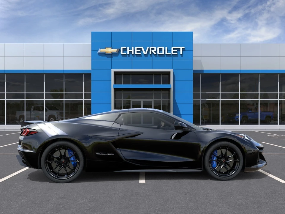 2027 Chevrolet Corvette C8 Grand Sport - Image 5 of 24
