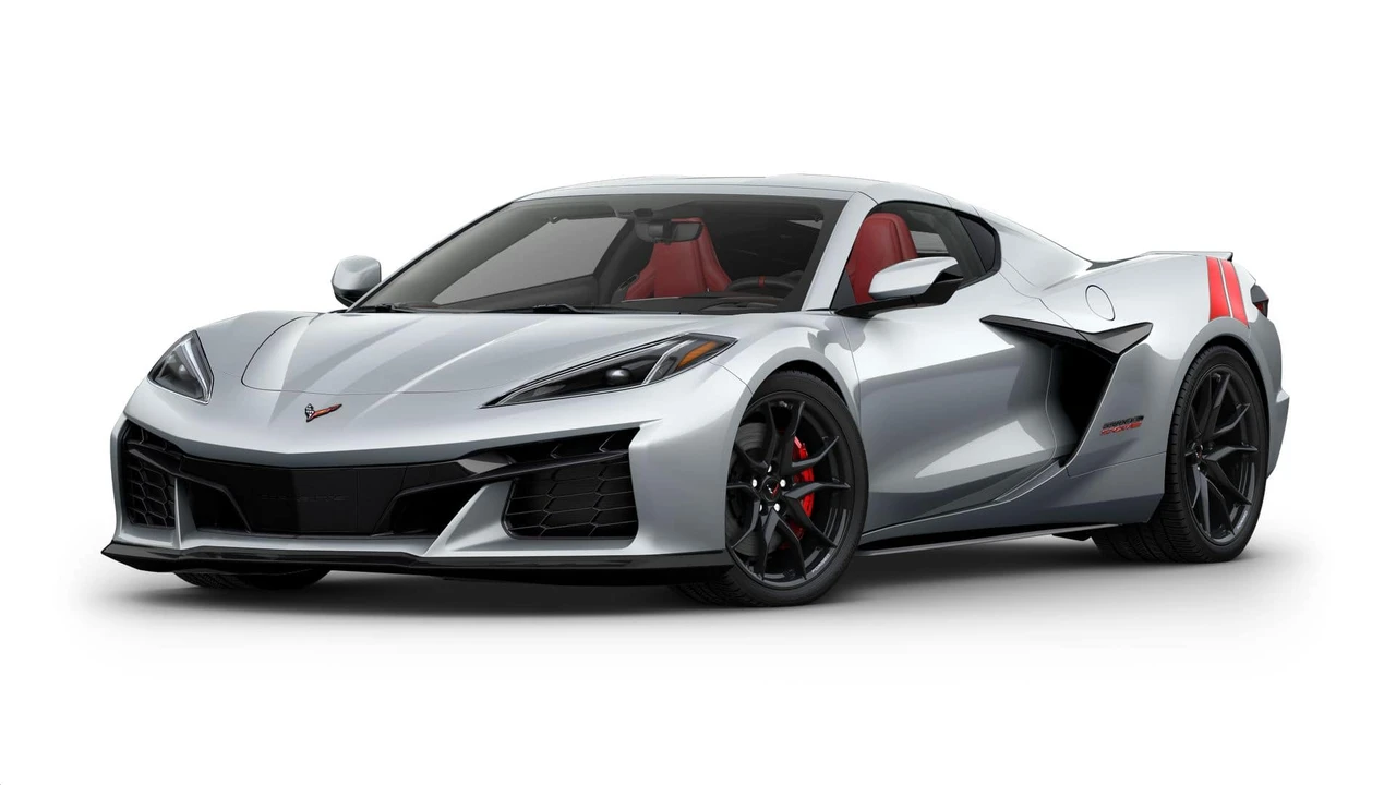 2027 Chevrolet Corvette C8 Grand Sport - Image 25 of 31