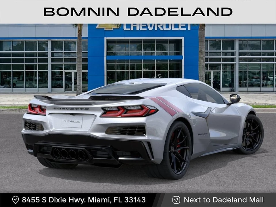 2027 Chevrolet Corvette C8 Grand Sport - Image 5 of 31