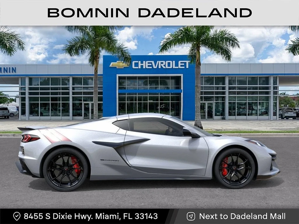 2027 Chevrolet Corvette C8 Grand Sport - Image 6 of 31