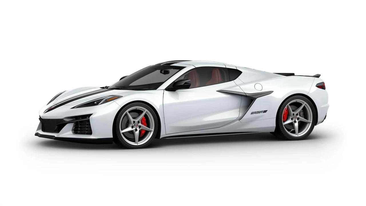 2027 Chevrolet Corvette C8 Grand Sport - Image 2 of 11