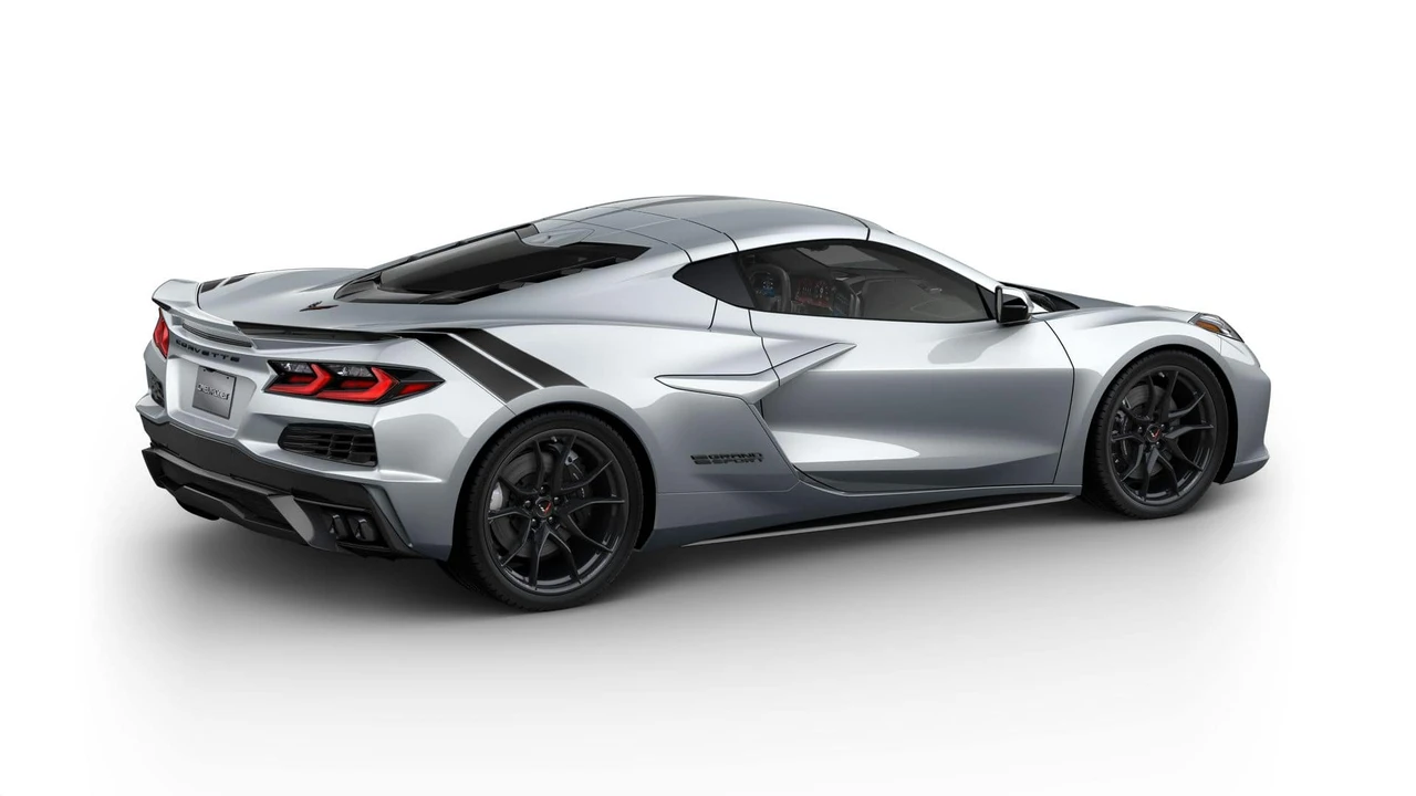 2027 Chevrolet Corvette C8 Grand Sport - Image 5 of 12