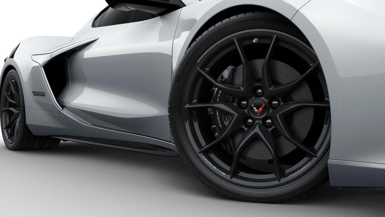 2027 Chevrolet Corvette C8 Grand Sport - Image 7 of 12