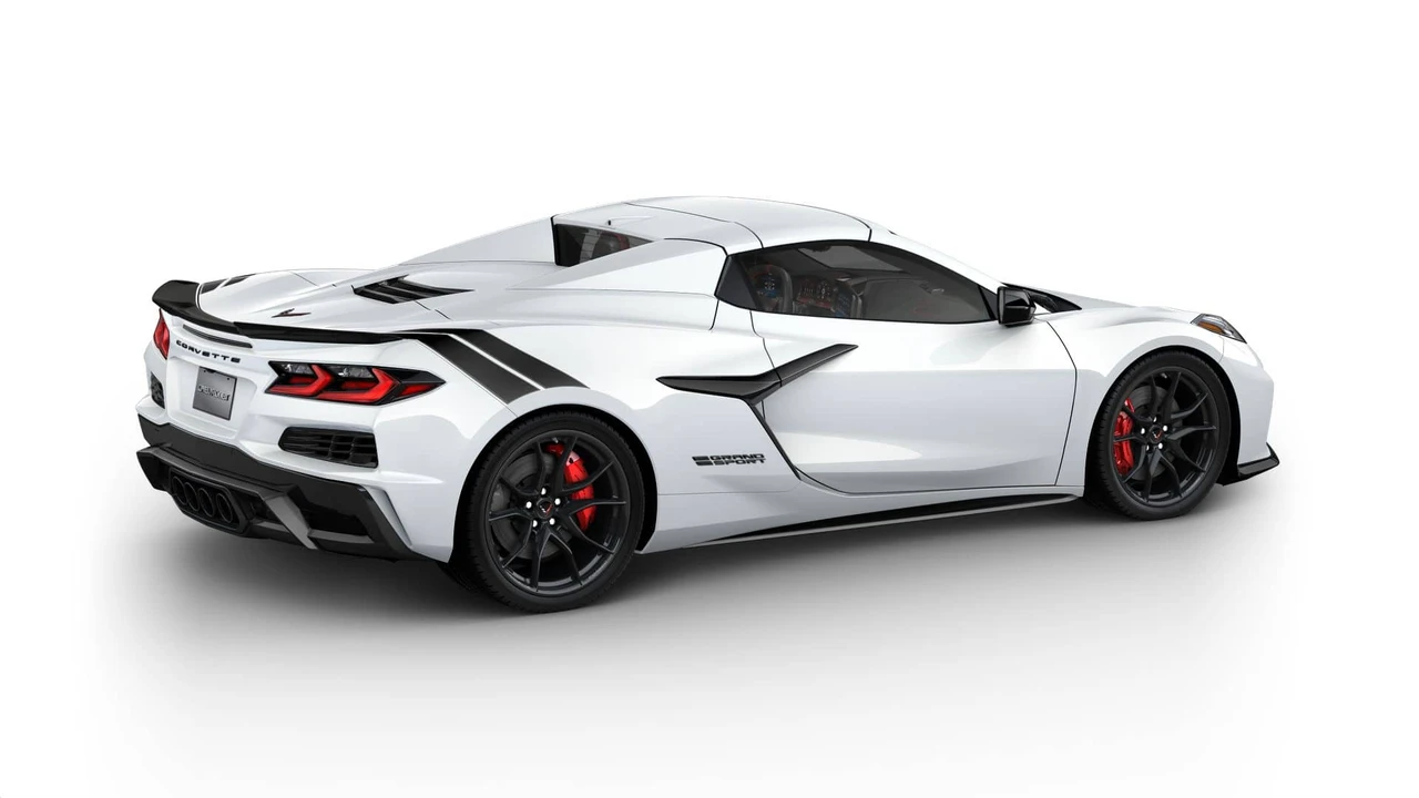 2027 Chevrolet Corvette C8 Grand Sport - Image 4 of 11