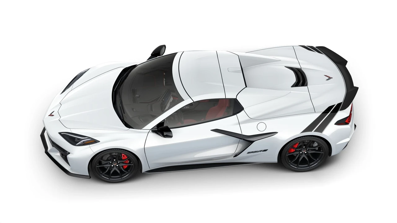 2027 Chevrolet Corvette C8 Grand Sport - Image 7 of 11