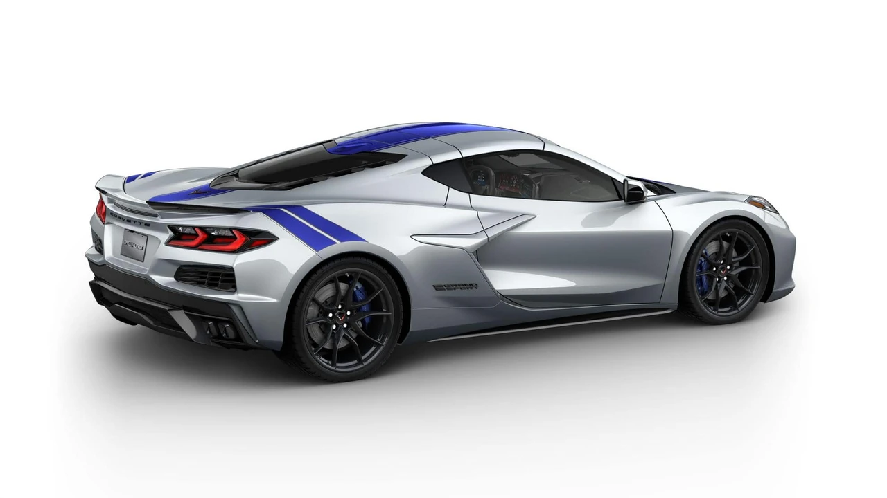 2027 Chevrolet Corvette C8 Grand Sport - Image 4 of 11