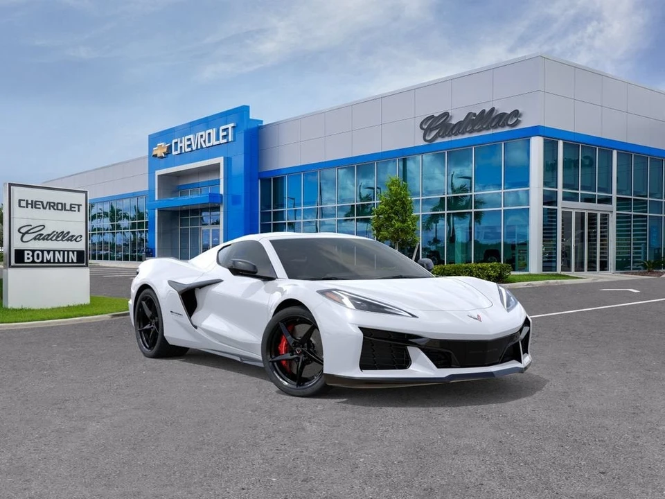 2027 Chevrolet Corvette C8 Grand Sport - Image 2 of 31