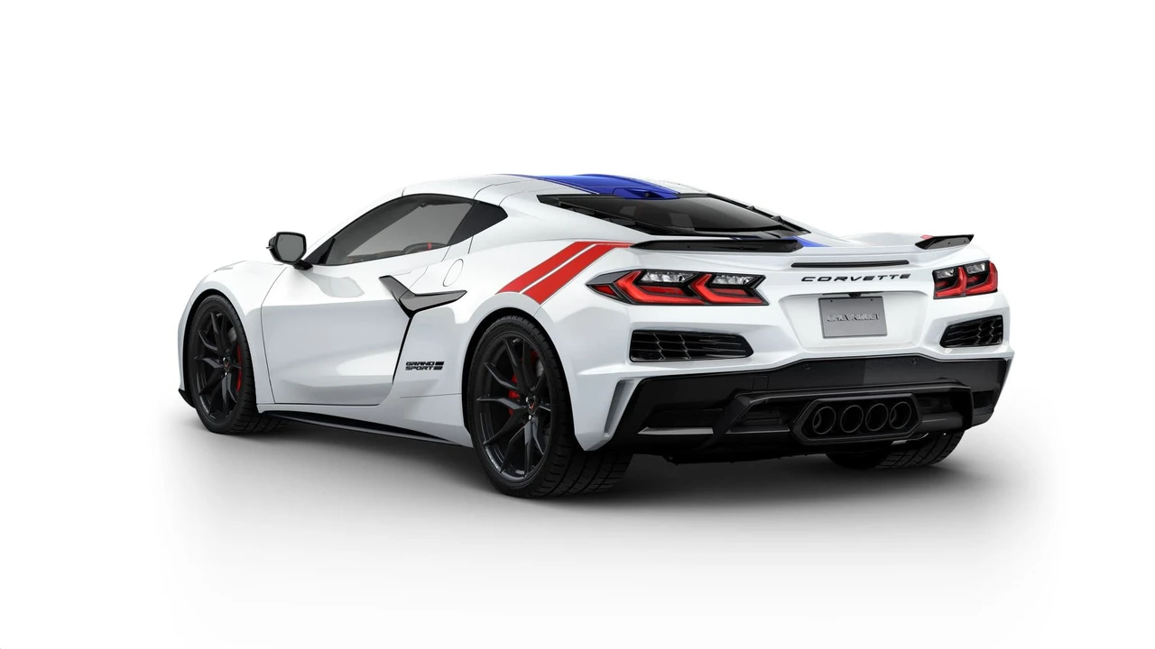 2027 Chevrolet Corvette C8 Grand Sport - Image 3 of 11