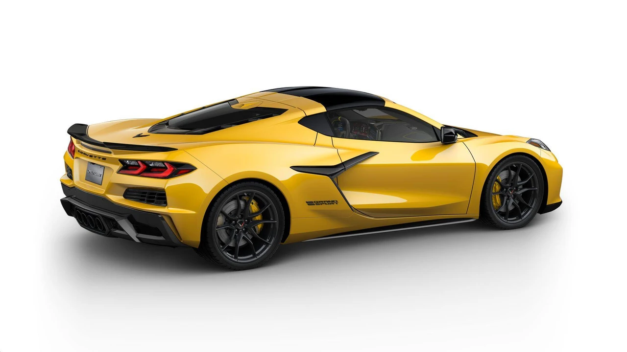 2027 Chevrolet Corvette C8 Grand Sport - Image 4 of 11