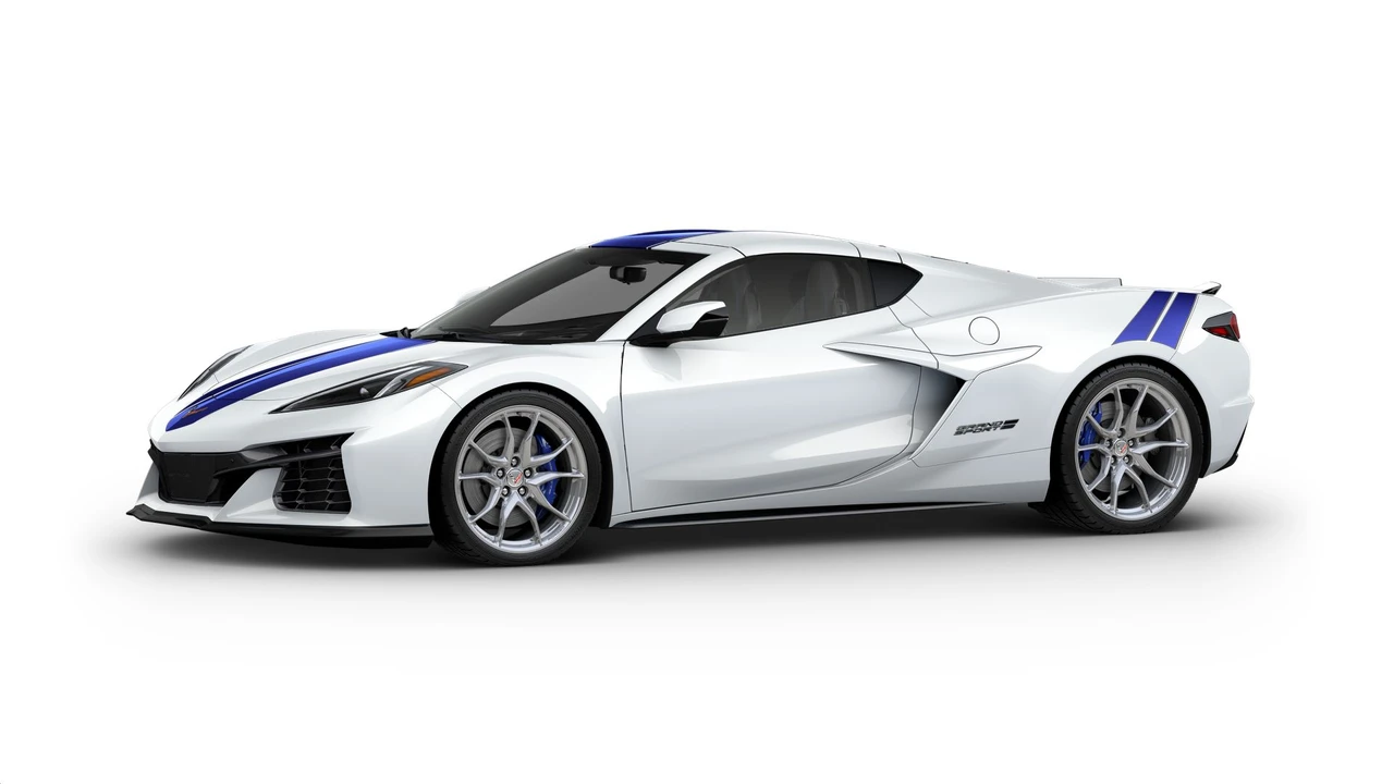 2027 Chevrolet Corvette C8 Grand Sport - Image 2 of 11