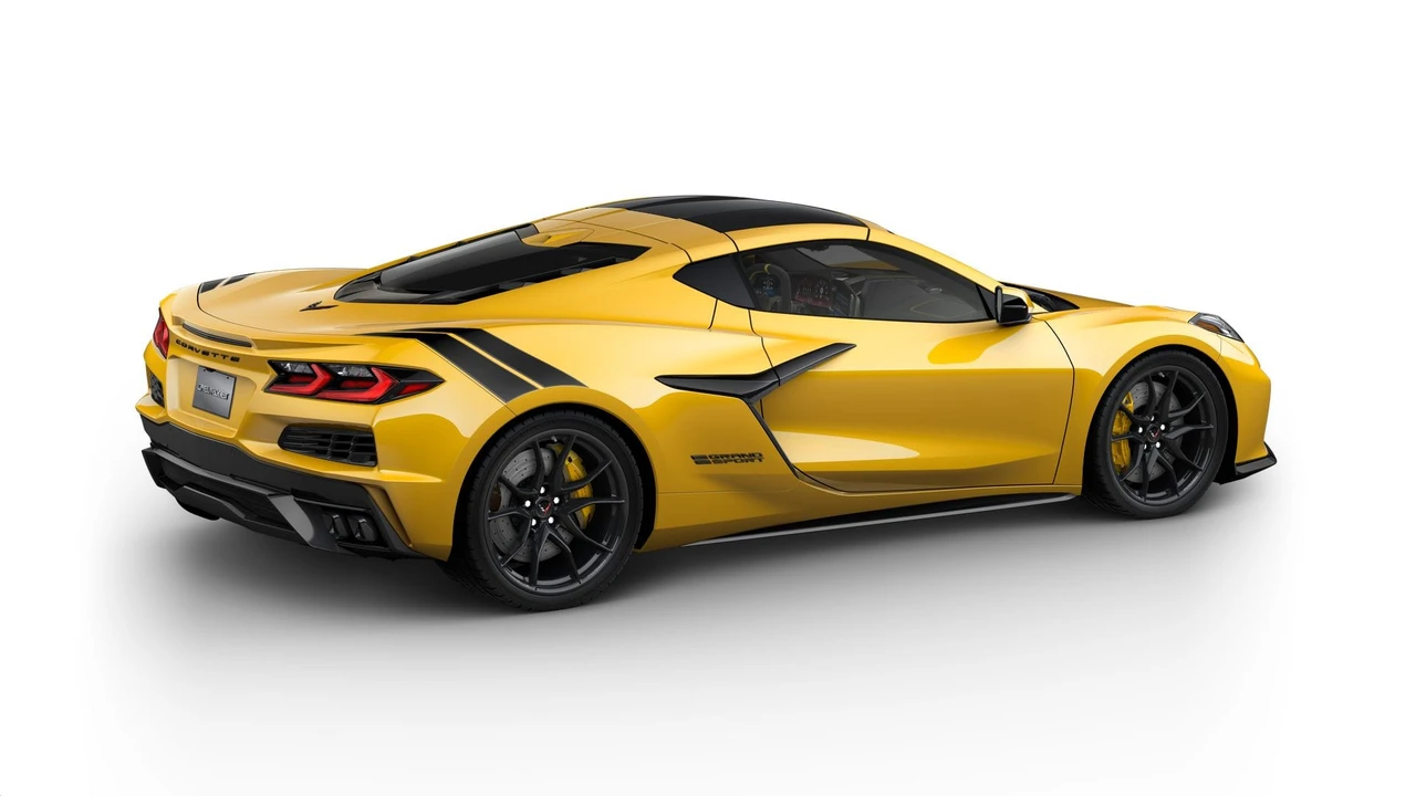 2027 Chevrolet Corvette C8 Grand Sport - Image 4 of 11