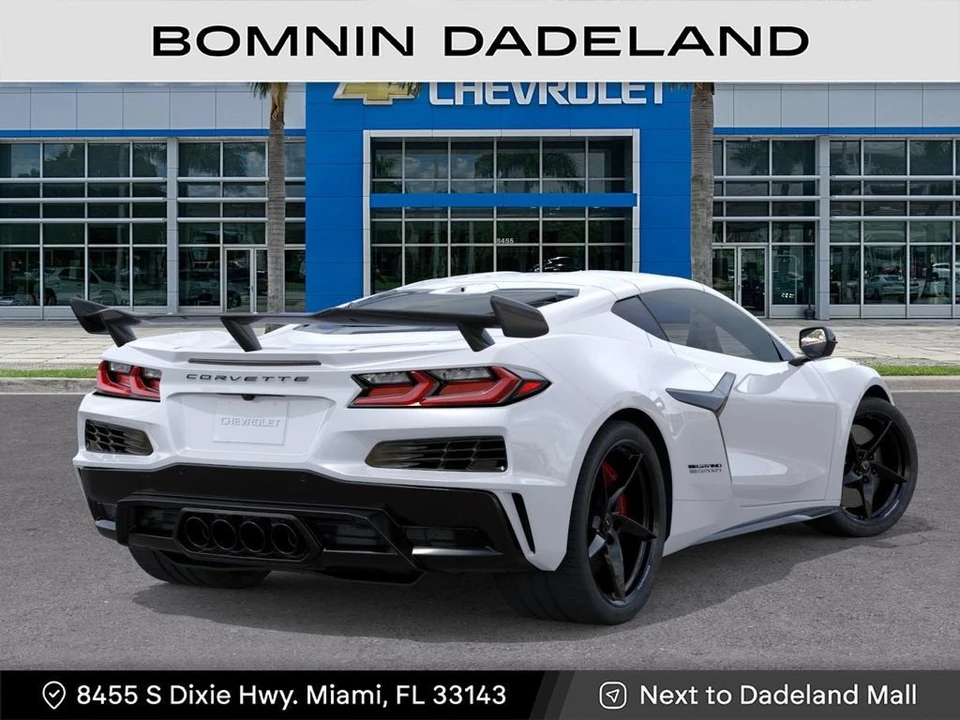 2027 Chevrolet Corvette C8 Grand Sport - Image 5 of 31