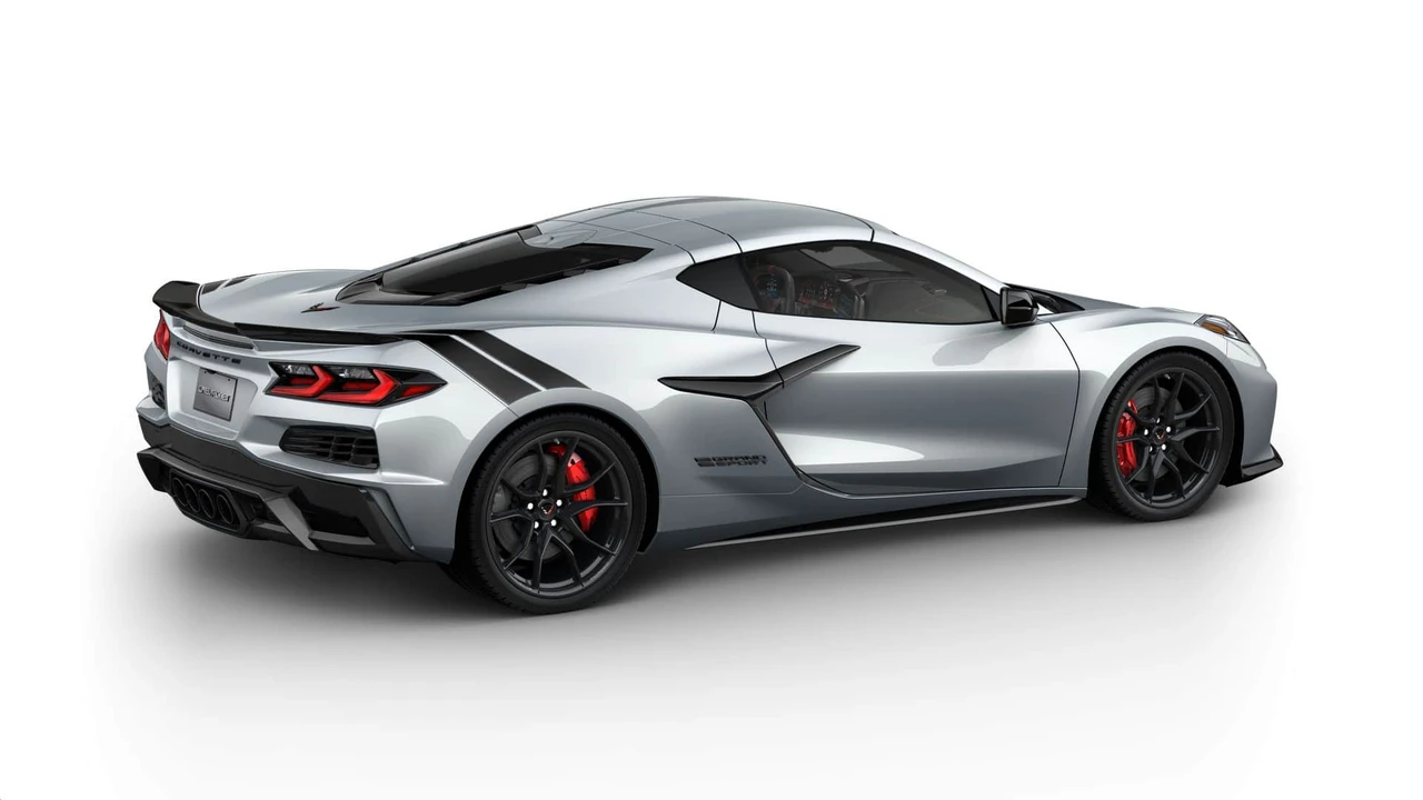 2027 Chevrolet Corvette C8 Grand Sport - Image 4 of 11
