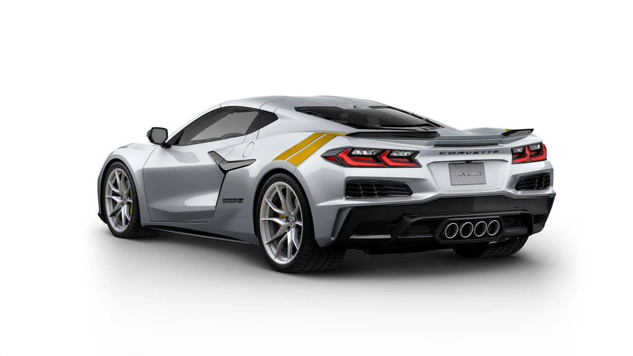 2027 Chevrolet Corvette C8 Grand Sport - Image 3 of 11