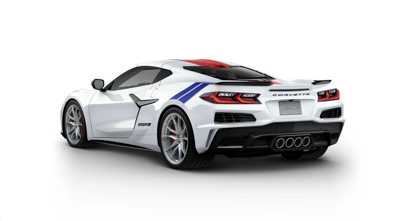 2027 Chevrolet Corvette C8 Grand Sport - Image 3 of 11