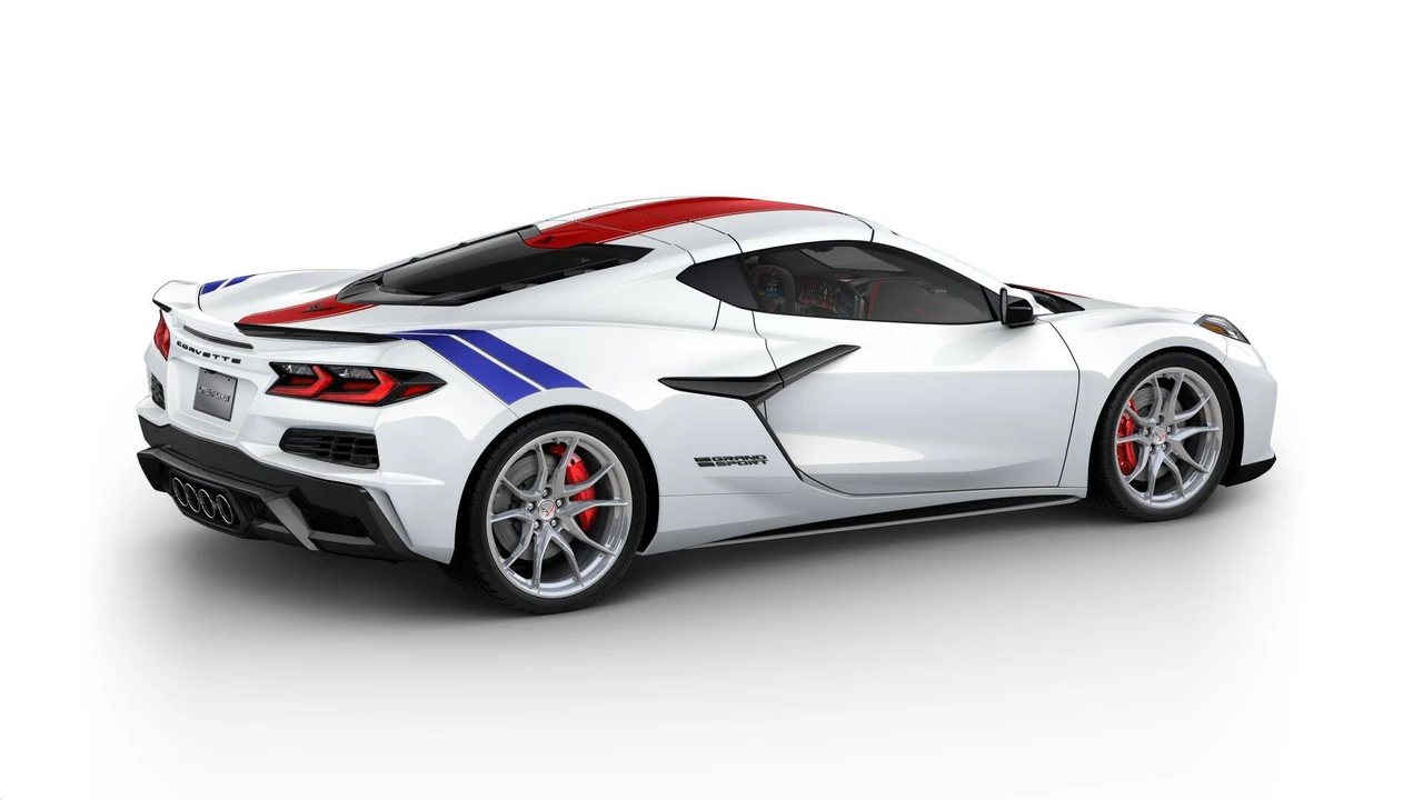 2027 Chevrolet Corvette C8 Grand Sport - Image 4 of 11