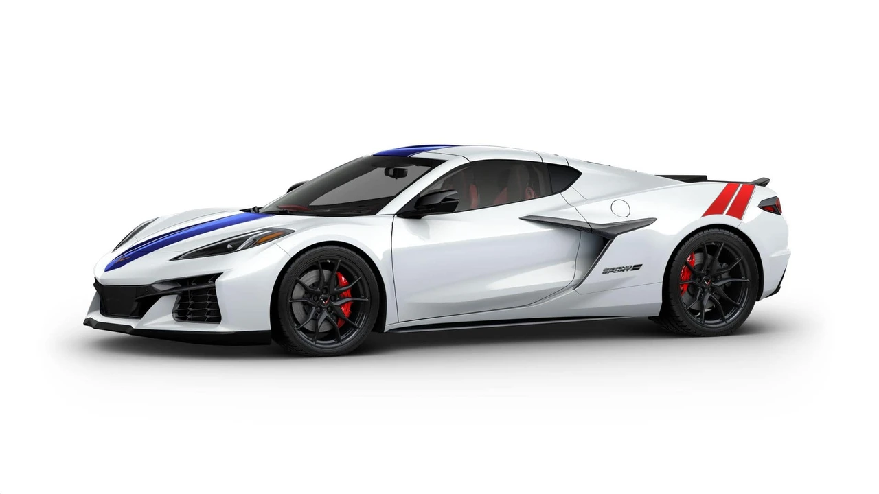 2027 Chevrolet Corvette C8 Grand Sport - Image 2 of 11