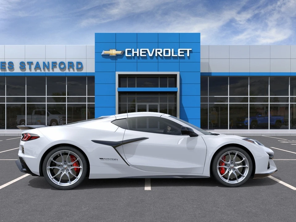 2027 Chevrolet Corvette C8 Grand Sport - Image 5 of 24