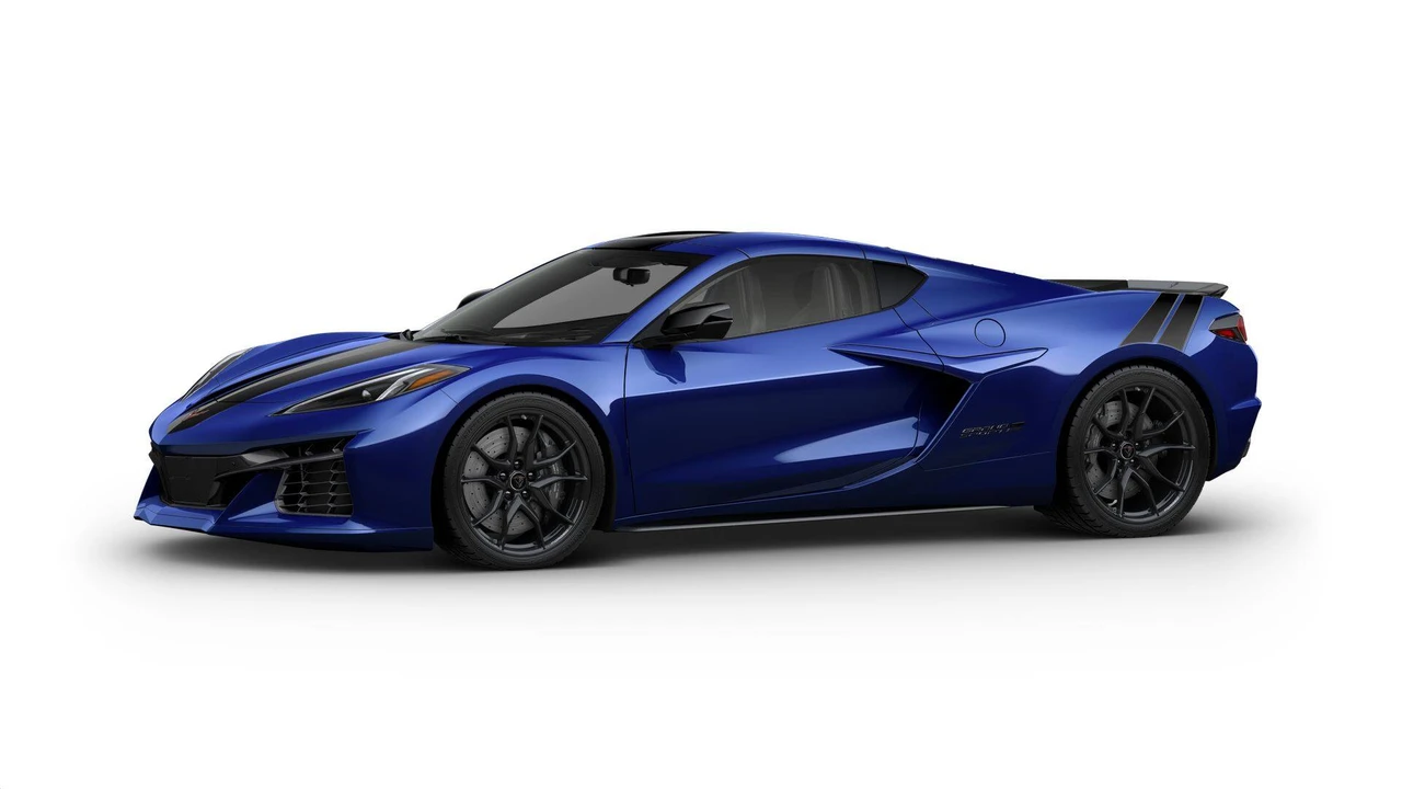 2027 Chevrolet Corvette C8 Grand Sport - Image 2 of 11