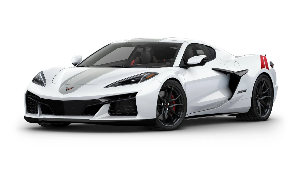 2027 Chevrolet Corvette C8 Grand Sport - Image 26 of 31