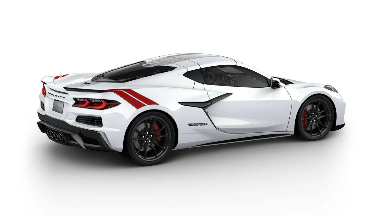 2027 Chevrolet Corvette C8 Grand Sport - Image 29 of 31