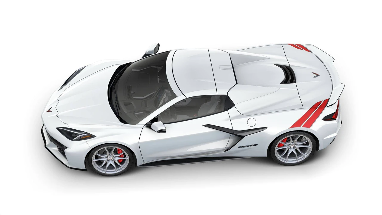2027 Chevrolet Corvette C8 Grand Sport - Image 7 of 11