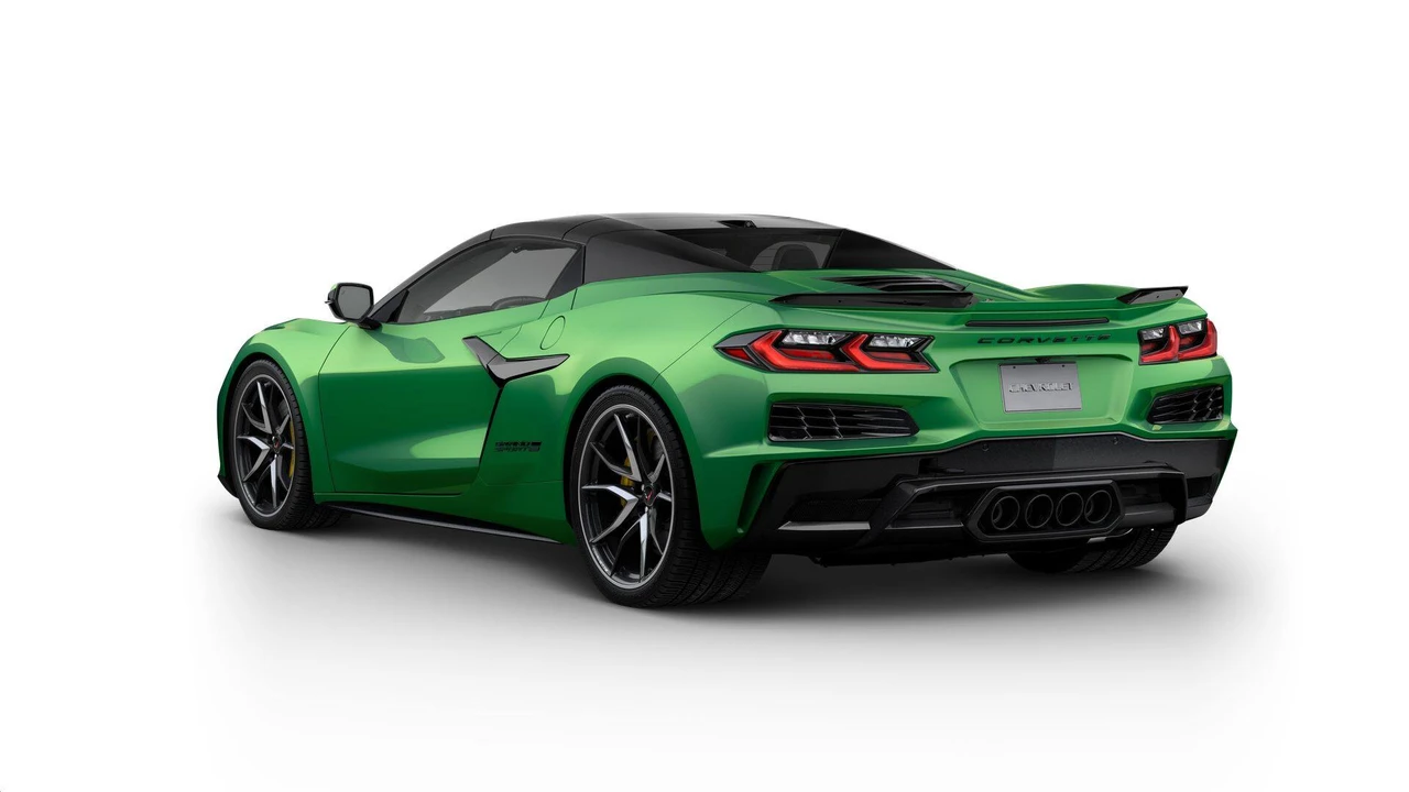 2027 Chevrolet Corvette C8 Grand Sport - Image 27 of 31