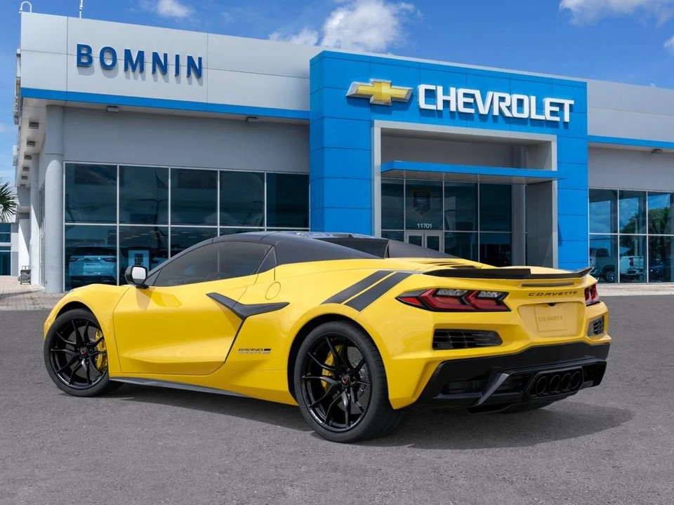 2027 Chevrolet Corvette C8 Grand Sport - Image 4 of 31