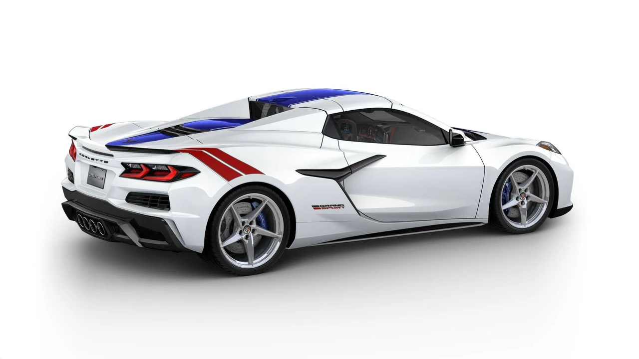 2027 Chevrolet Corvette C8 Grand Sport - Image 4 of 11