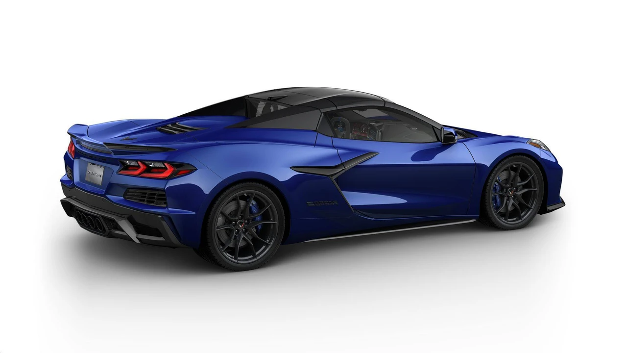 2027 Chevrolet Corvette C8 Grand Sport - Image 4 of 11