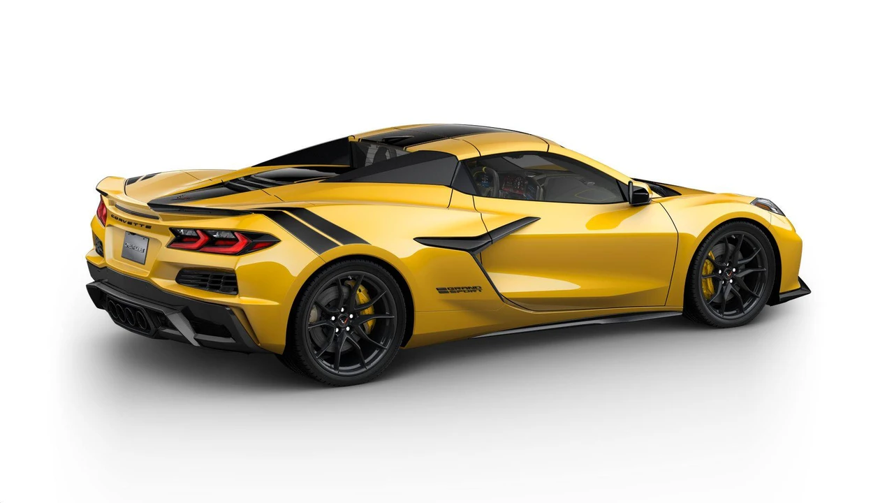 2027 Chevrolet Corvette C8 Grand Sport - Image 4 of 11