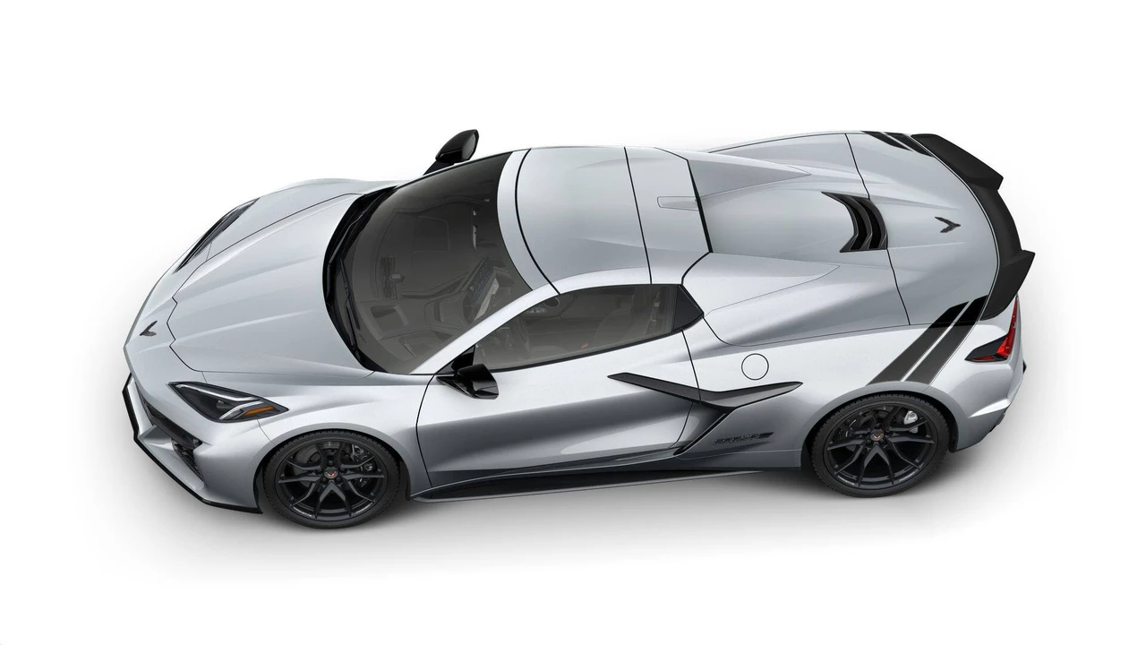 2027 Chevrolet Corvette C8 Grand Sport - Image 7 of 11