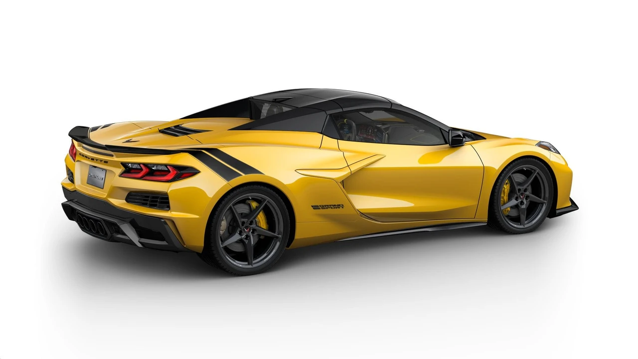 2027 Chevrolet Corvette C8 Grand Sport - Image 4 of 11