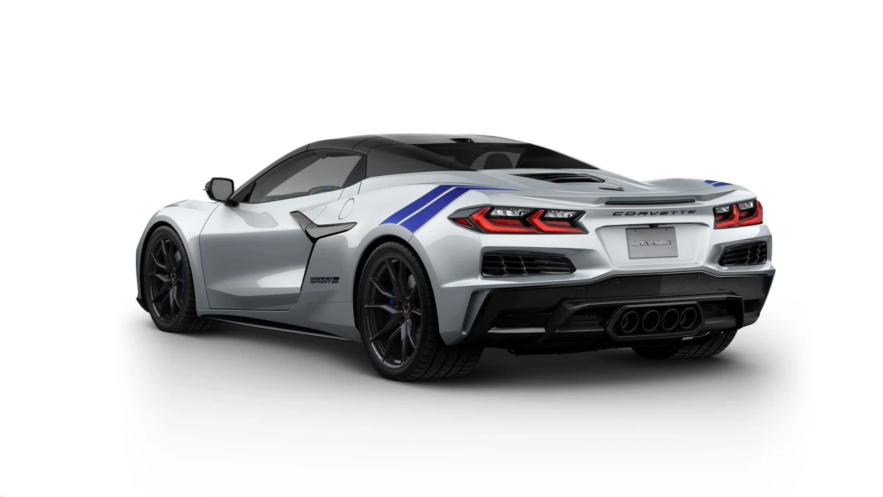 2027 Chevrolet Corvette C8 Grand Sport - Image 29 of 31